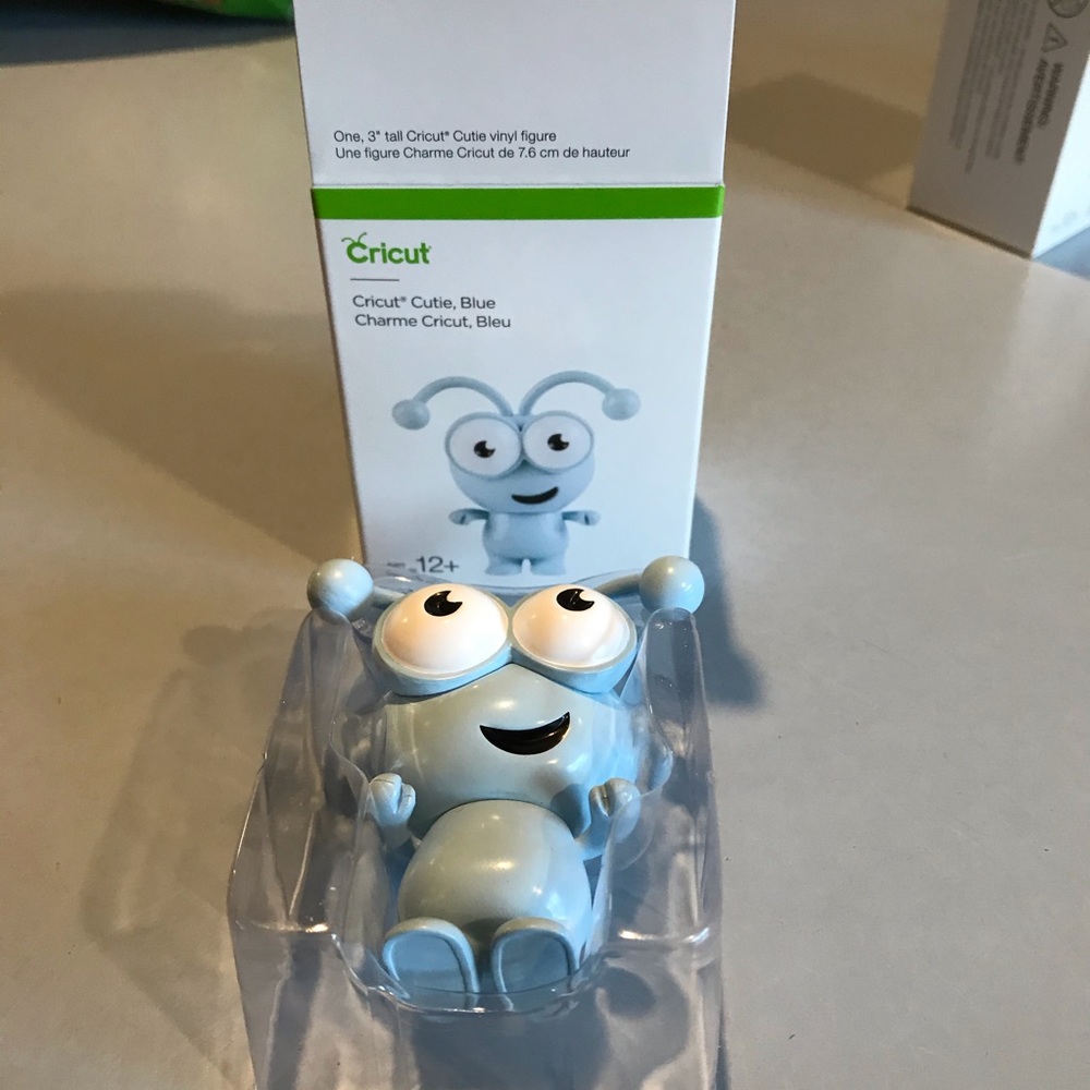 Light blue Cricut cutie